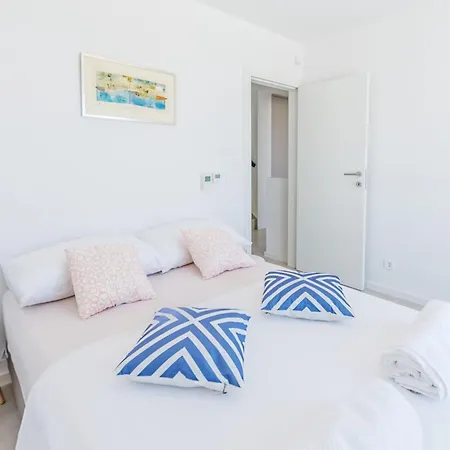 Ferienhaus Tyra By Interhome Ražanj