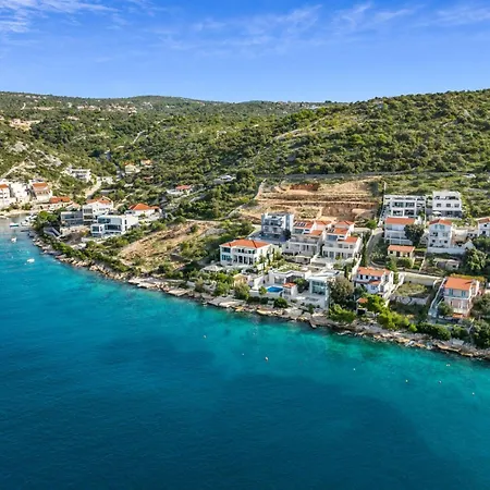 Tyra By Interhome * Ražanj