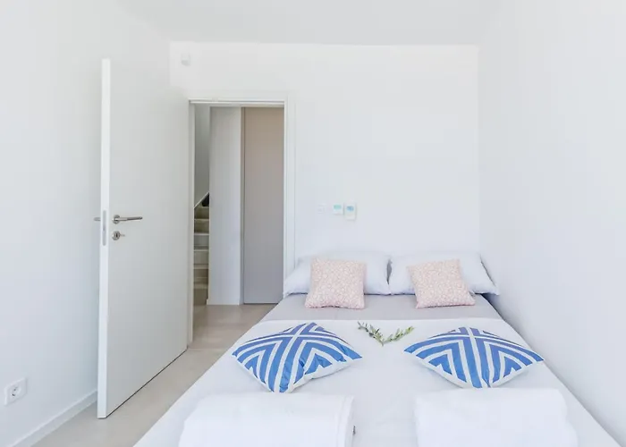 Tyra By Interhome * Ražanj