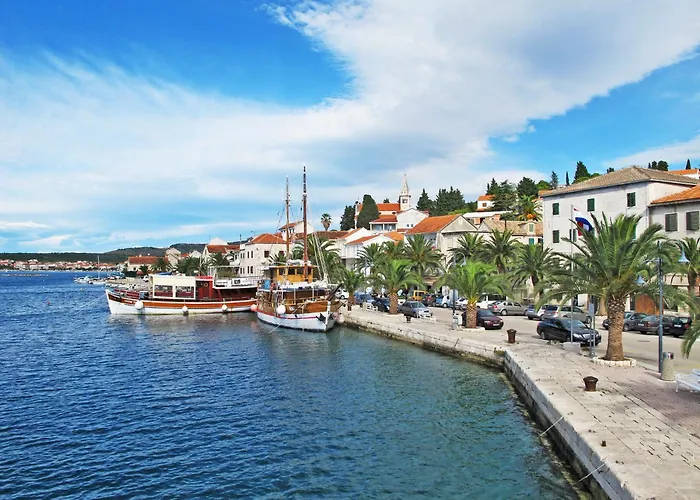 Tyra By Interhome Hébergement de vacances Ražanj